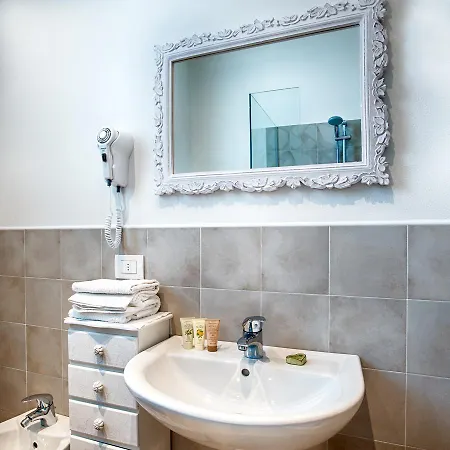 Oda ve Kahvaltı Mon Pays Bellaria-Igea Marina